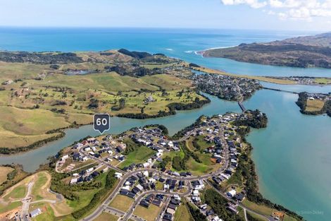 Photo of property in 60 Omahina Street, Raglan, 3225