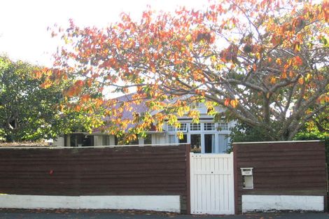 Photo of property in 368 Muritai Road, Eastbourne, Lower Hutt, 5013