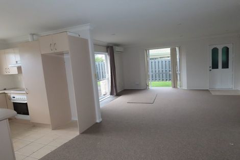 Photo of property in 9 Diana Place, Ranui, Auckland, 0612