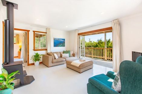 Photo of property in 1a Rakaunui Street, Raglan, 3297