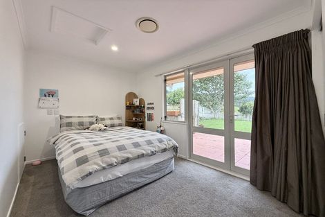 Photo of property in 14 Sylvan Way, Silverstream, Upper Hutt, 5019