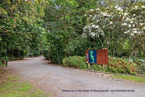 Photo of property in 51 Upjohn Street, Brooklands, New Plymouth, 4310