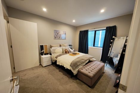 Photo of property in 1 Hea Road, Hobsonville, Auckland, 0616