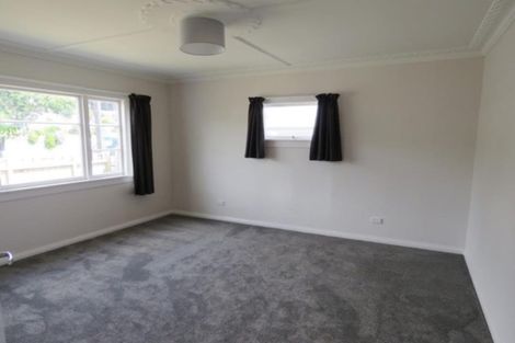 Photo of property in 16 Gaine Street, New Plymouth, 4310