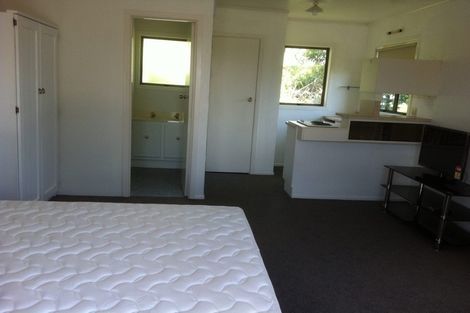 Photo of property in 1/181 Chivalry Road, Glenfield, Auckland, 0629