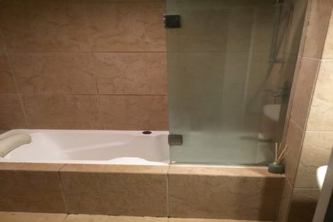 Photo of property in 21 Wairere Road, Torbay, Auckland, 0630