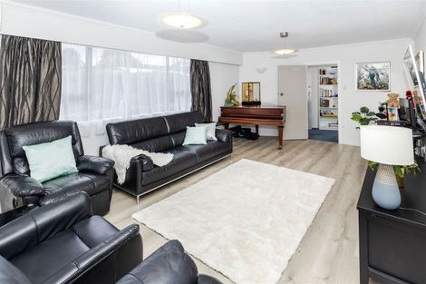 Photo of property in 54 Morrow Avenue, St Andrews, Hamilton, 3200