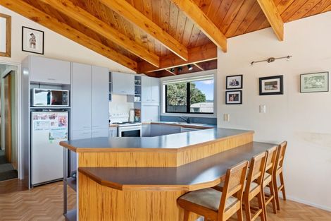 Photo of property in 9 Moana Street, Otaki Beach, Otaki, 5512