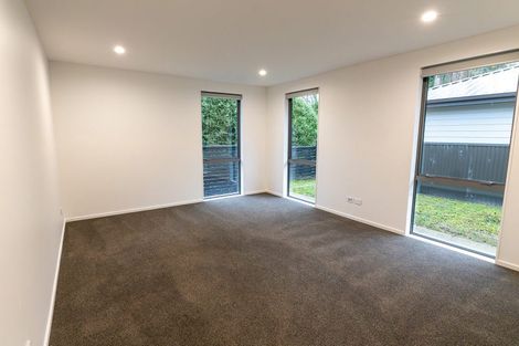 Photo of property in 5 Field View, Bradford, 9011