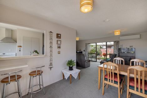 Photo of property in 2 Ngarimu Place, Mount Maunganui, 3116