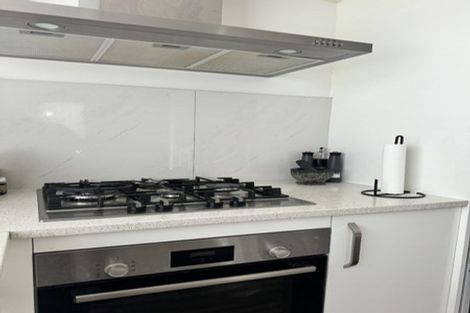 Photo of property in 11 Artistry Lane, Papakura, 2110