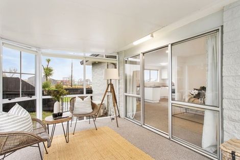 Photo of property in 15 Chadbury Street, Parklands, Christchurch, 8083