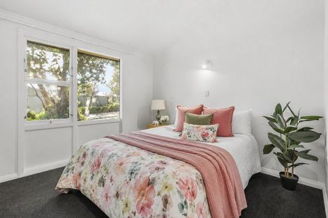 Photo of property in 44 Kahu Road, Paremata, Porirua, 5024