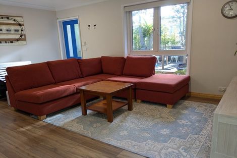 Photo of property in 188b Henderson Valley Road, Henderson, Auckland, 0612