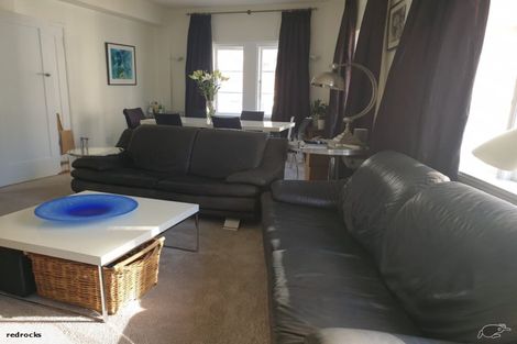 Photo of property in Olympus Flats, 8/280 Oriental Parade, Oriental Bay, Wellington, 6011