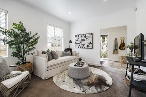 Photo of property in 12 Richmond Street, Fitzroy, New Plymouth, 4312