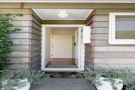 Photo of property in 41 Seymour Road, Mellons Bay, Auckland, 2014
