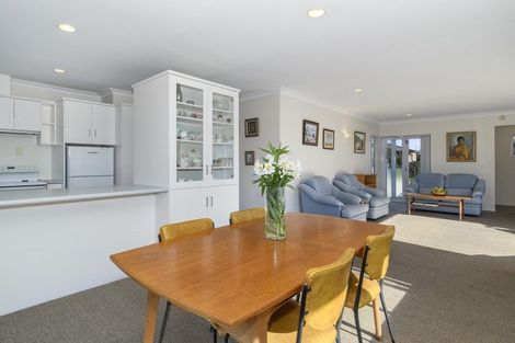 Photo of property in 37 Western Road, Bellevue, Tauranga, 3110
