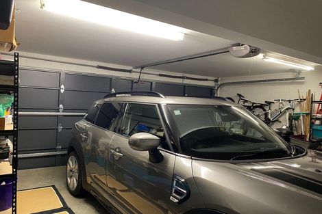 Photo of property in 16 Cavalry Close, Crofton Downs, Wellington, 6035