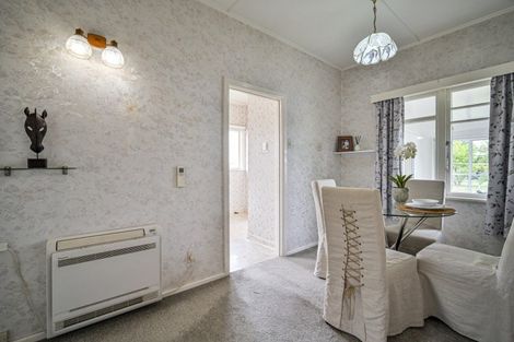 Photo of property in 813 Lawrence Street, Akina, Hastings, 4122