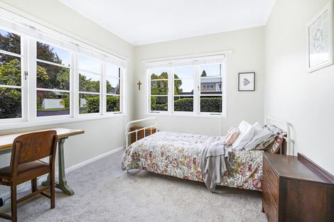 Photo of property in 15 Tamihana Avenue, Fairfield, Hamilton, 3214