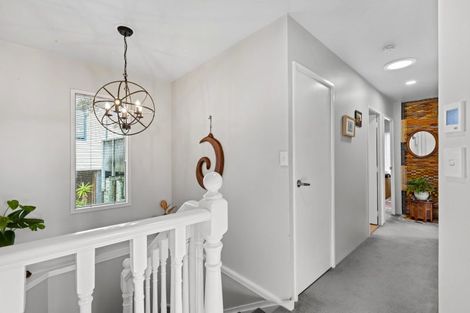 Photo of property in 21 Kestrel Heights, Arkles Bay, Whangaparaoa, 0932