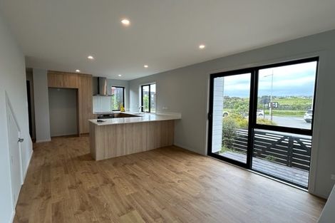 Photo of property in 2a Nerita Place, Long Bay, Auckland, 0630