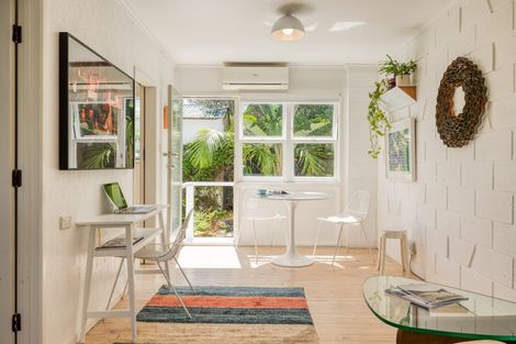 Photo of property in 12/5 Edgars Road, Westmere, Auckland, 1022