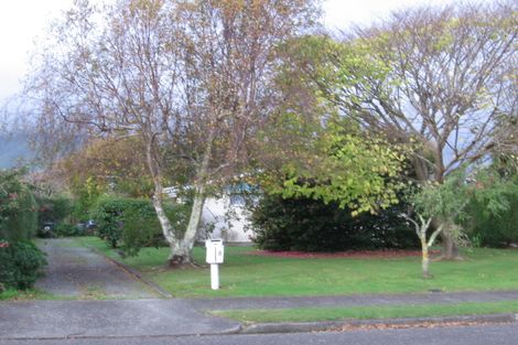 Photo of property in 8 Alexander Street, Waikanae, 5036