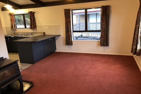 Photo of property in 105 Poplar Grove, Whalers Gate, New Plymouth, 4310