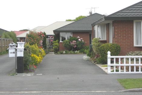 Photo of property in 2/191 Queenspark Drive, Parklands, Christchurch, 8083