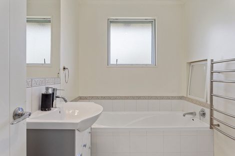 Photo of property in 10b Manahi Place, Woodend, 7610