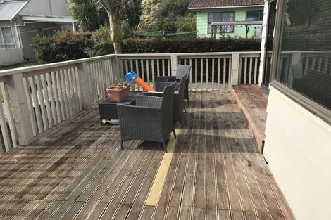 Photo of property in 4 Rotoma Rise, Clover Park, Auckland, 2019