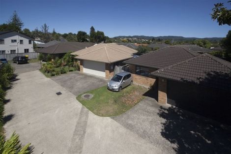 Photo of property in 2b Waikaukau Road, Glen Eden, Auckland, 0602