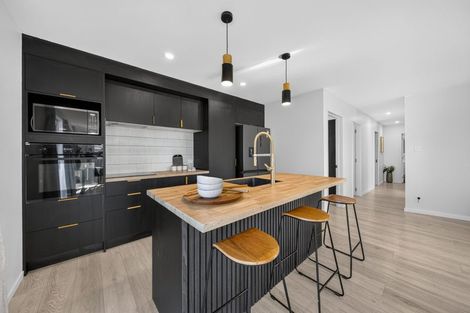 Photo of property in 4 Blossomdale Place, Bishopdale, Christchurch, 8053
