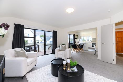 Photo of property in 2/22 Woodbridge Lane, Milford, Auckland, 0620