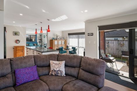 Photo of property in 6 Maniaroa Drive, Katikati, 3129
