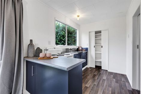 Photo of property in 2/18 Culzean Grove, Bell Block, New Plymouth, 4312