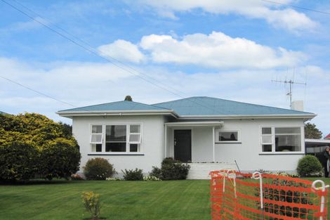 Photo of property in 109 Grey Street, College Estate, Whanganui, 4500