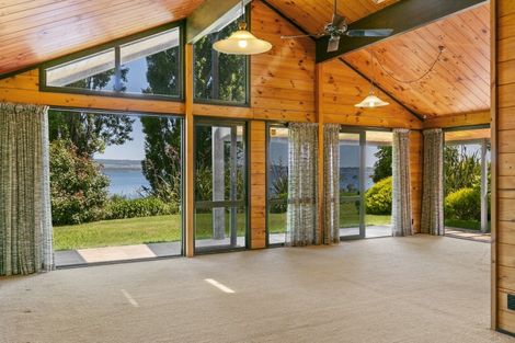 Photo of property in 63 Wharewaka Road, Wharewaka, Taupo, 3330