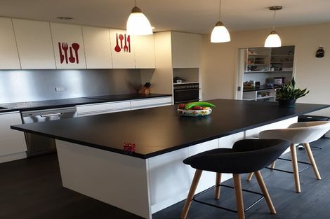 Photo of property in 24 Cresswell Place, Johnsonville, Wellington, 6037