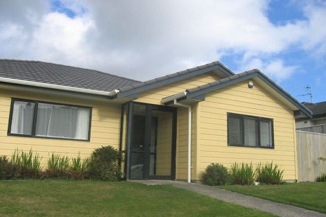 Photo of property in 8 Opurere Grove, Tirohanga, Lower Hutt, 5010