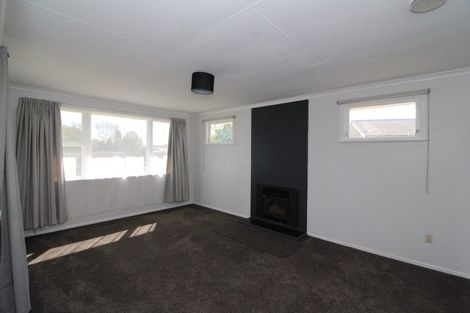 Photo of property in 19 Thompson Street, Tokoroa, 3420