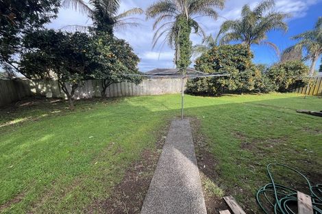 Photo of property in 1/66 Beach Road, Pahurehure, Papakura, 2113