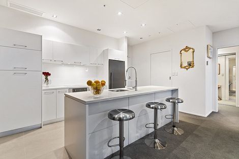 Photo of property in Sentinel Apartments, 505/3 Northcroft Street, Takapuna, Auckland, 0622