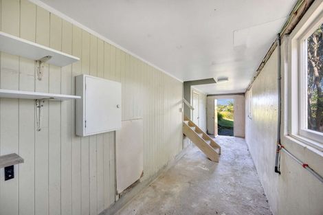 Photo of property in 8-10 Montgomery Avenue, Karori, Wellington, 6012