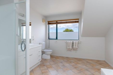 Photo of property in 15a Stephenson Street, Blenheim, 7201