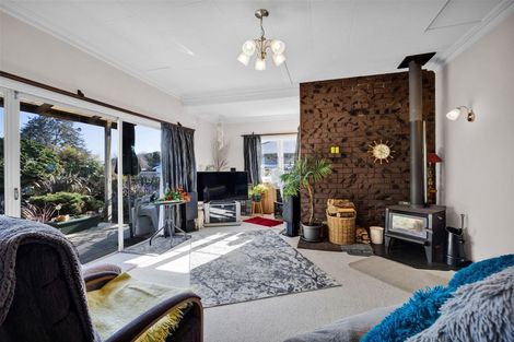 Photo of property in 13 Disraeli Street, Hawera, 4610