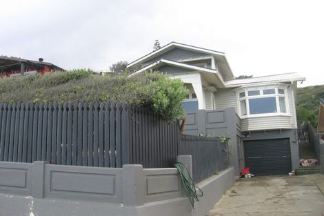 Photo of property in 90 The Esplanade, Houghton Bay, Wellington, 6023