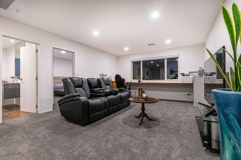 Photo of property in 72 Bankside Road, Silverdale, 0932